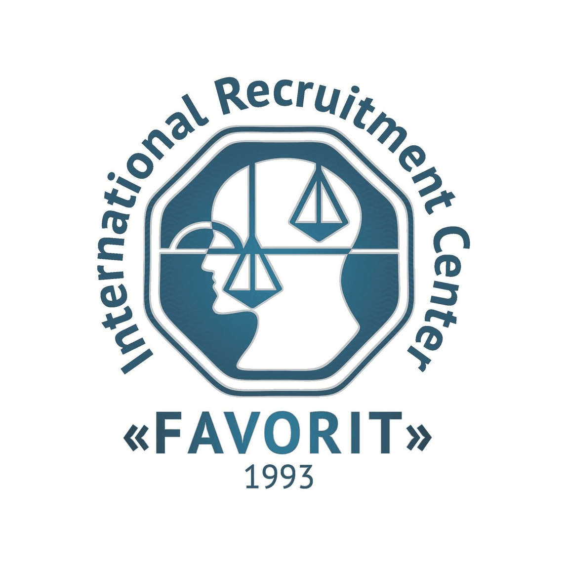 Фаворит, Международный кадровый центр