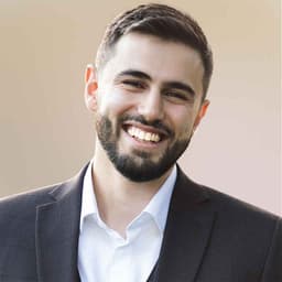 Руслан Шогенов