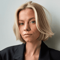 Елена Савина