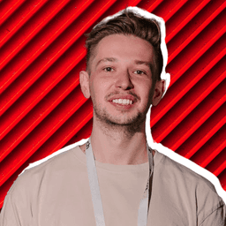 Роман Панин