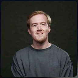 Илья Светлов