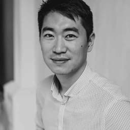 Станислав Джу