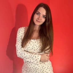 Полина Зиновьева